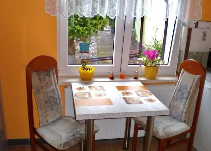 Gemuetliche Mit Terrasse By Interhome شقة